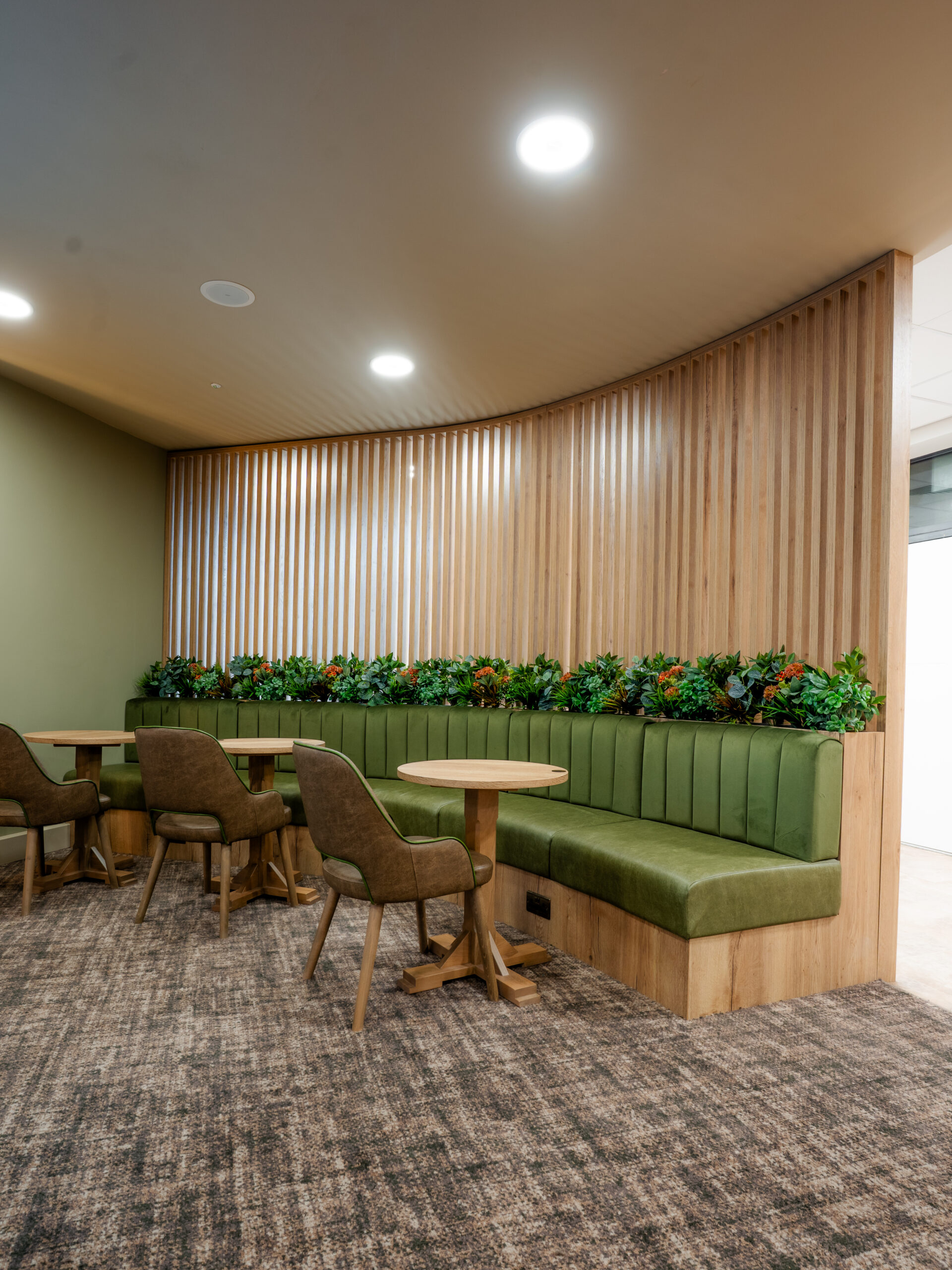 banquette seating and privacy wall for five lakes